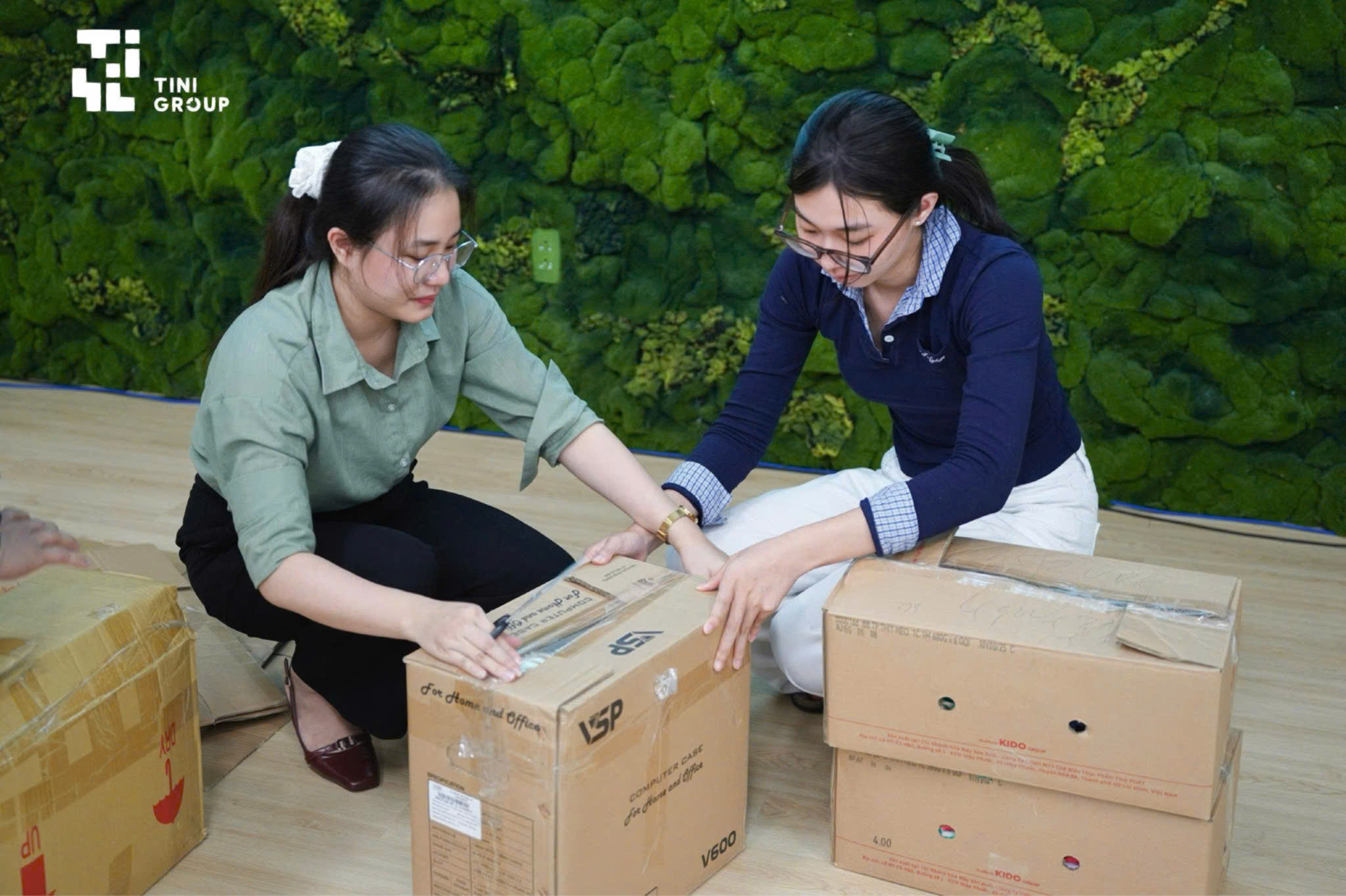 TINI-CHUNG-TAY-GUI-YEU-THUONG-VE-MIEN-BAC-1